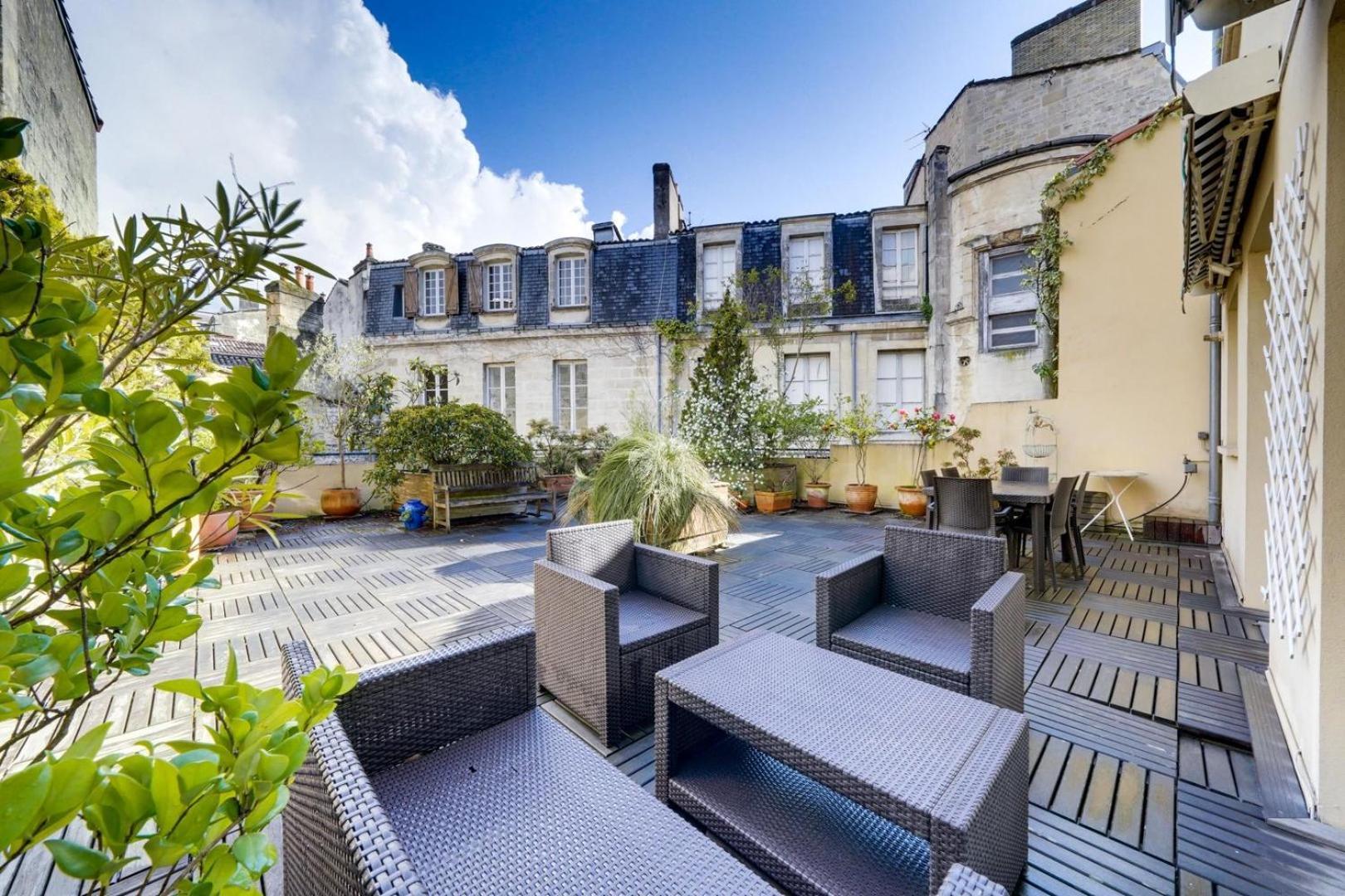 Lovely Apartment With Exceptional Terrace Bordeaux Extérieur photo