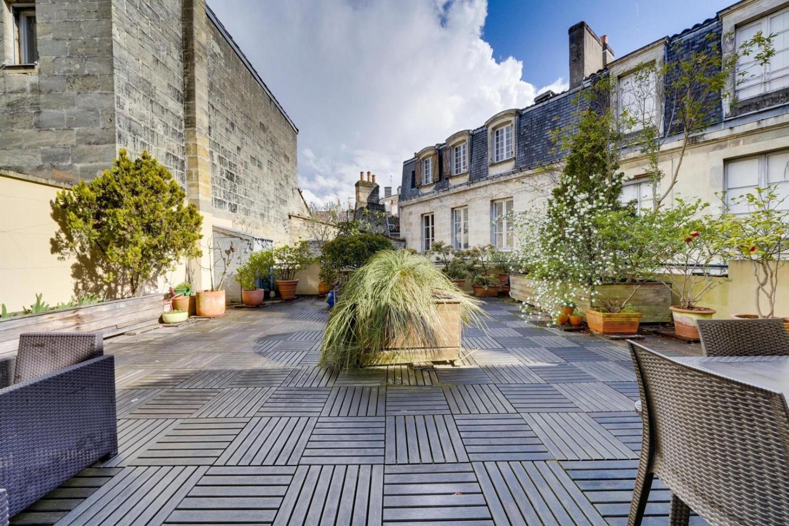 Lovely Apartment With Exceptional Terrace Bordeaux Extérieur photo